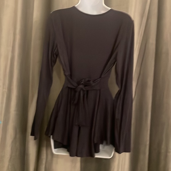 Womens dark grey v-neck long sleeved top. Size medium. - Picture 2 of 6